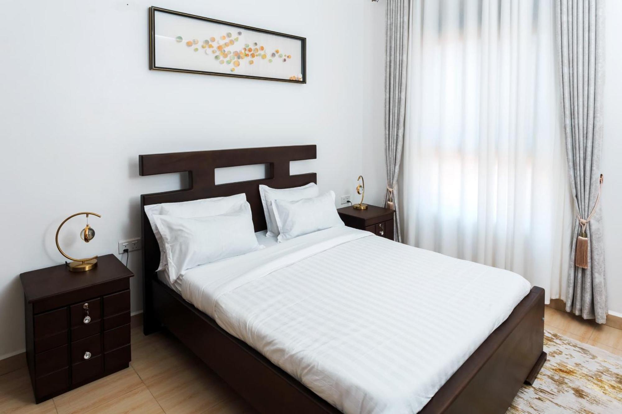 Cozy Luxe Apartment Wakiso Luaran gambar