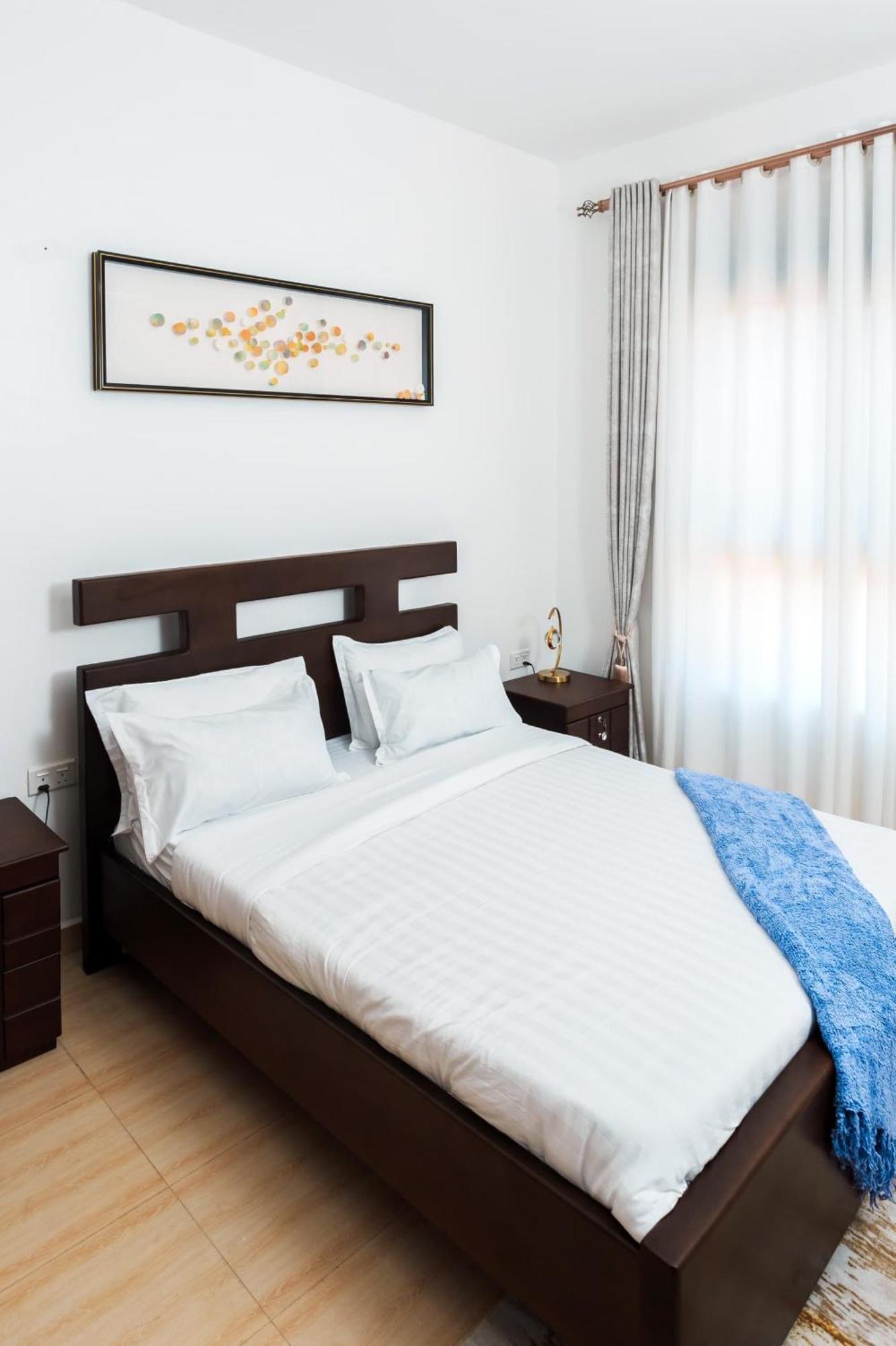 Cozy Luxe Apartment Wakiso Luaran gambar